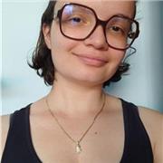 Professora de Inglês com habilidades digitais e boa didática